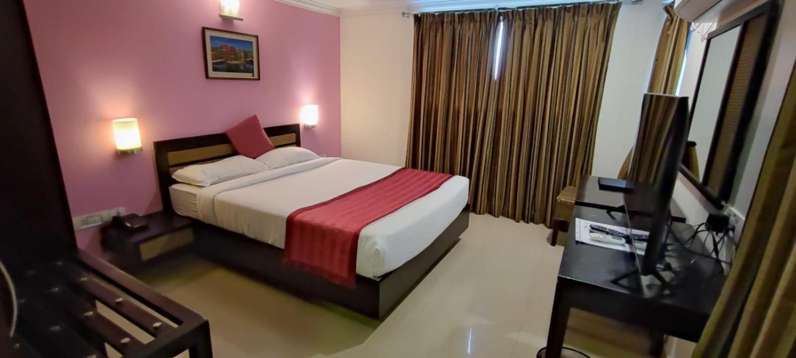 Shilton Suites Bangalore Bagian luar foto